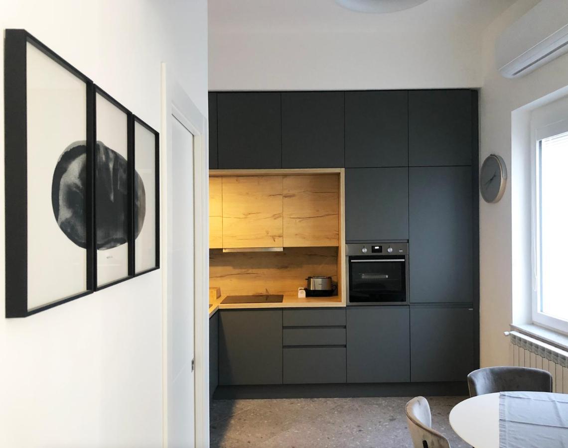 Lily Apartment Napoli Εξωτερικό φωτογραφία